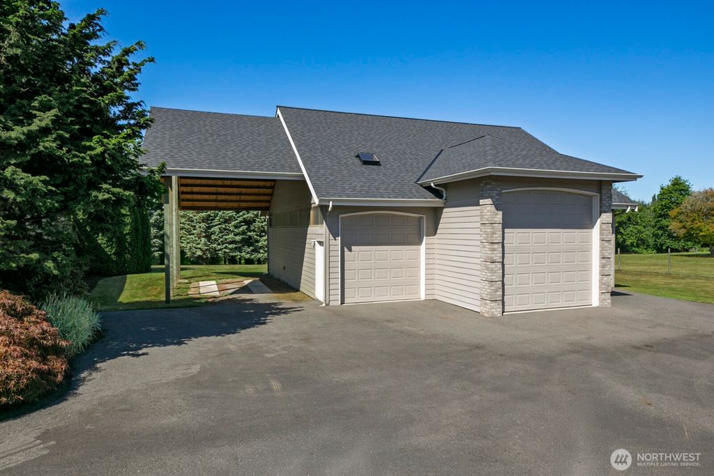 Photo of 6526 76th Drive SE, Snohomish, WA 98290 (MLS # 2421736)