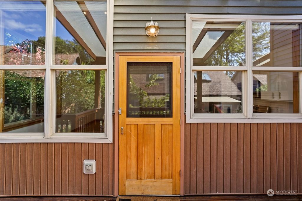 Photo of 6000 17th Avenue SW #G13, Seattle, WA 98106 (MLS # 2163442)