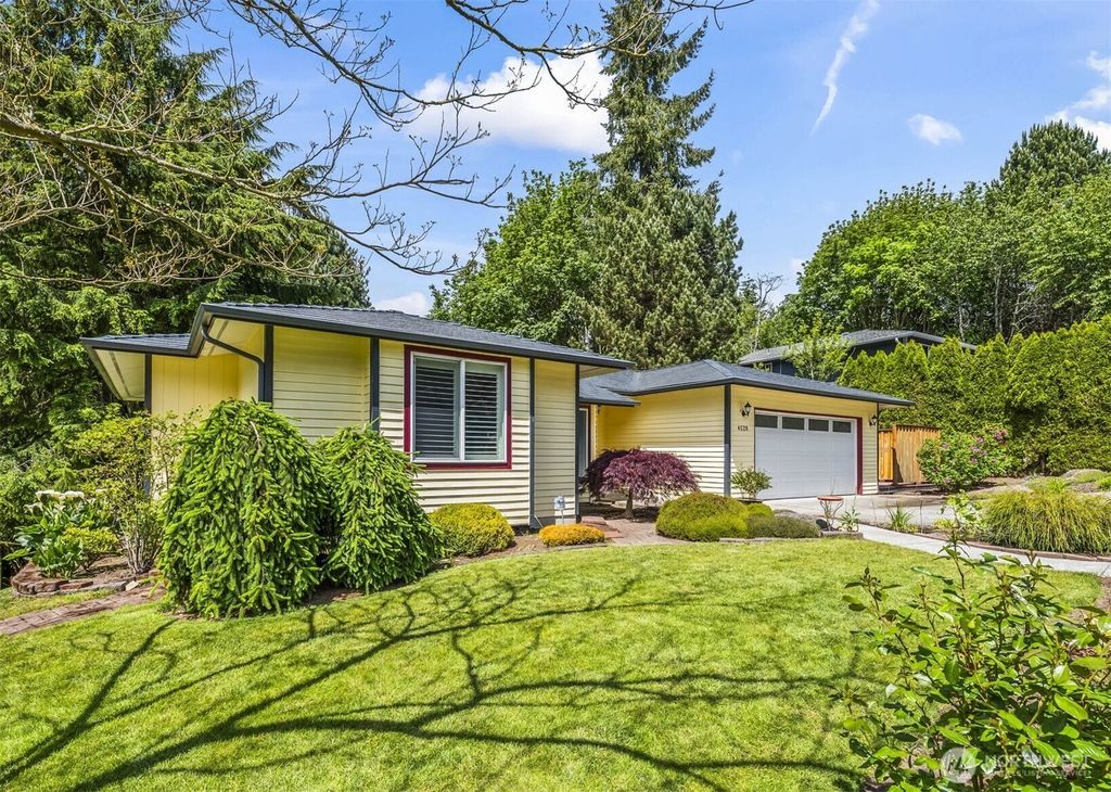 Photo of 4528 SW 316th Place, Federal Way, WA 98023 (MLS # 2378254)