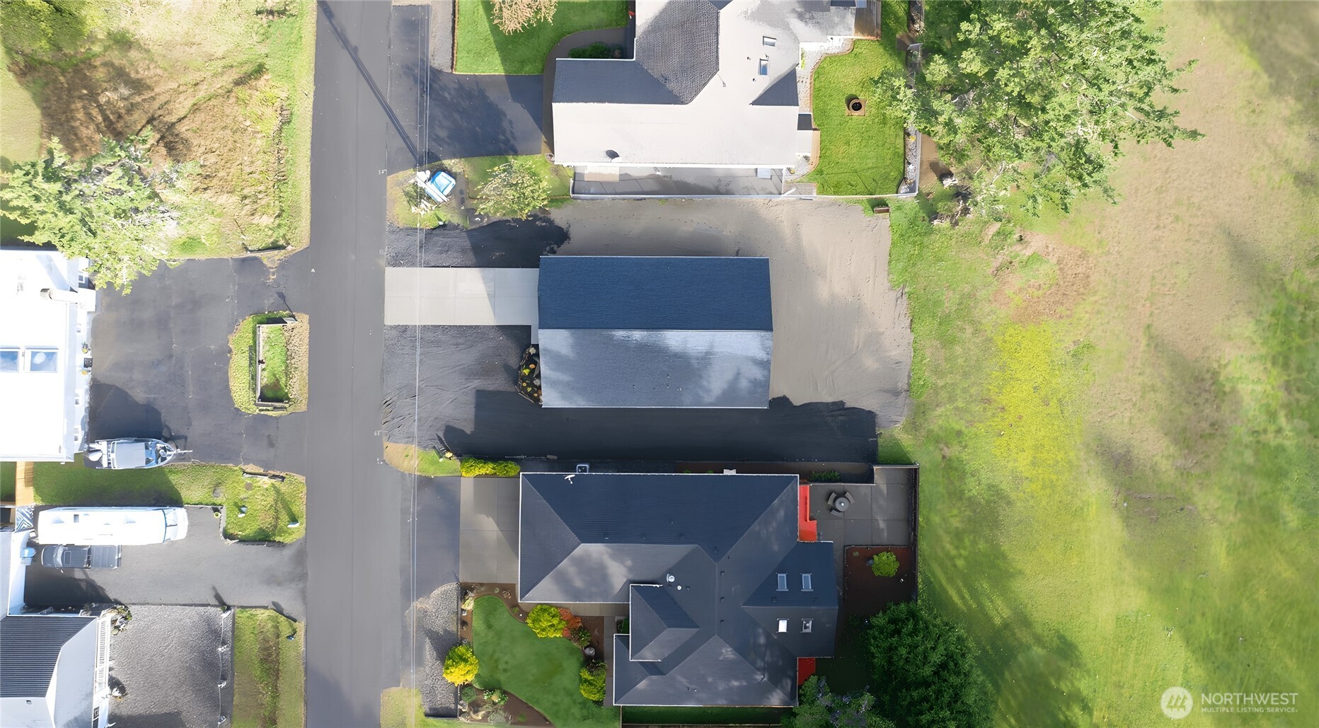 262 Octopus Avenue NE