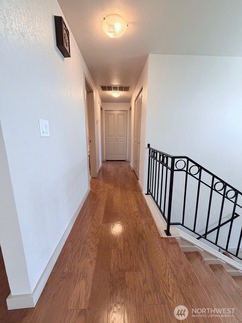 7909 Englewood Crest Drive