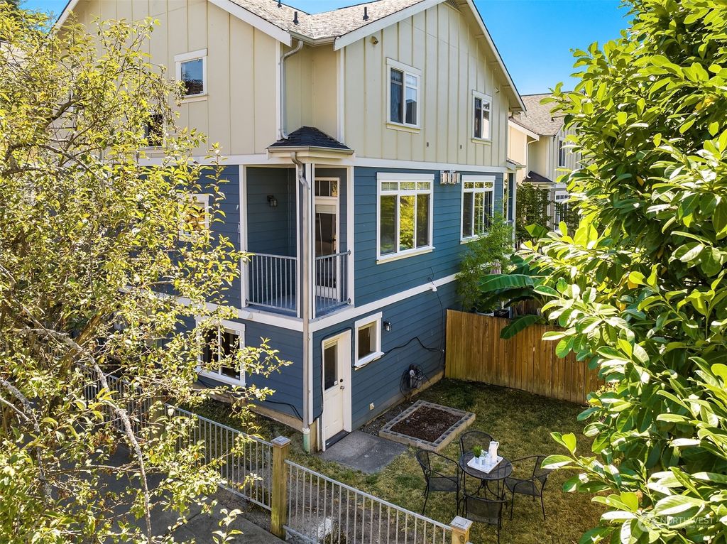 Photo of 2813 S Charles Street, Seattle, WA 98144 (MLS # 2151318)