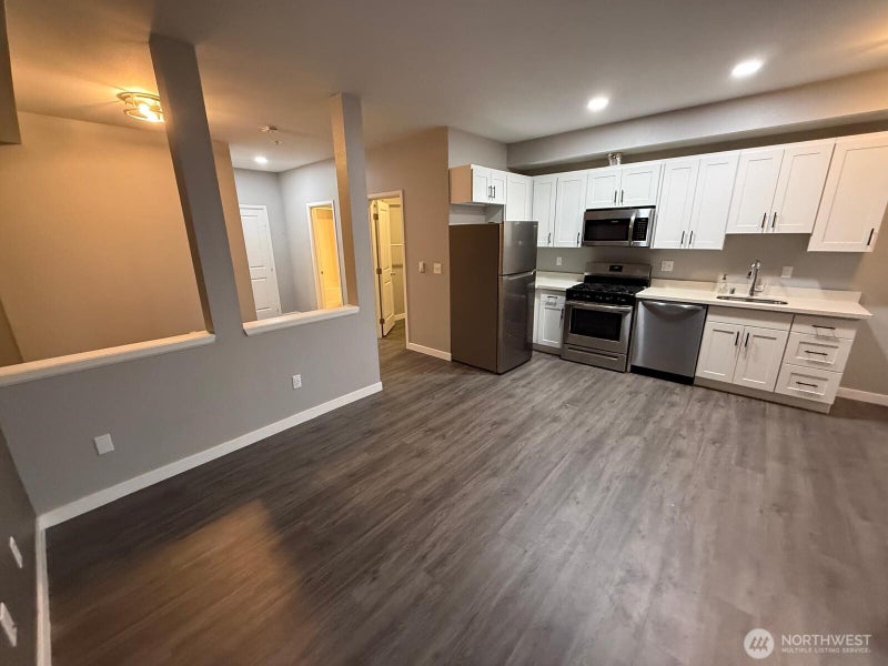 564 225th Lane NE A 105