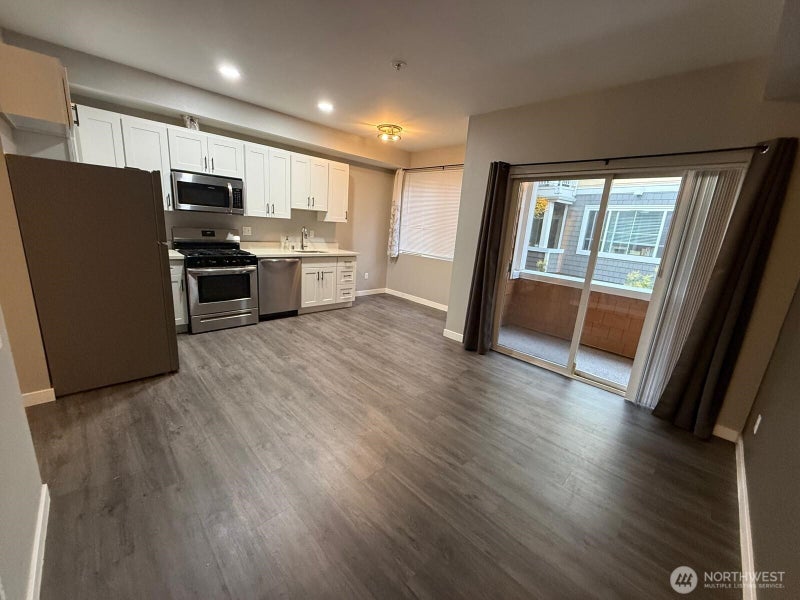 564 225th Lane NE A 105