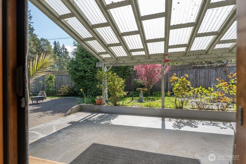 Photo of 510 W 16th Street, Port Angeles, WA 98362 (MLS # 2457933)