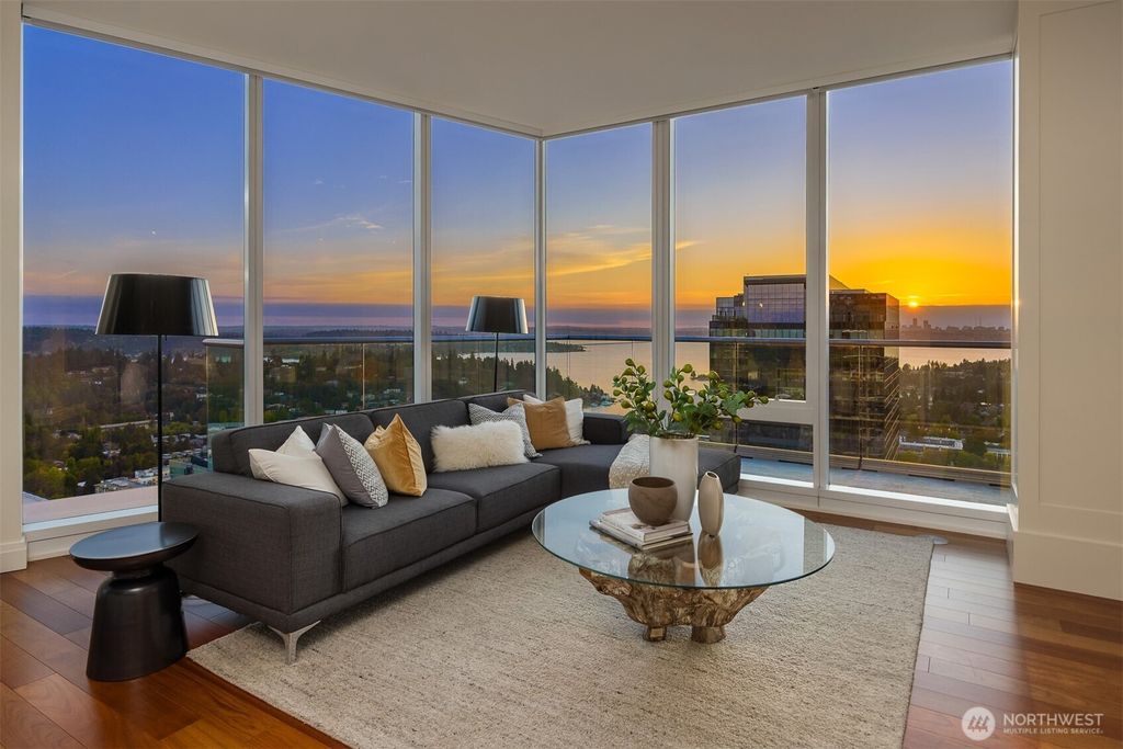 Photo of 500 106th Avenue NE #4105, Bellevue, WA 98004 (MLS # 2437187)
