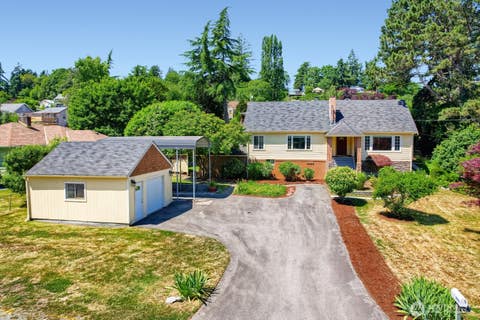 Photo of 2113 Snyder Avenue, Bremerton, WA 98312 (MLS # 2525078)