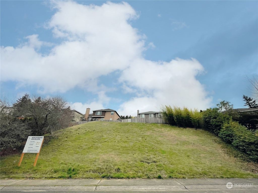 Photo of 0 119TH Avenue SE, Newcastle, WA 98056 (MLS # 2190906)