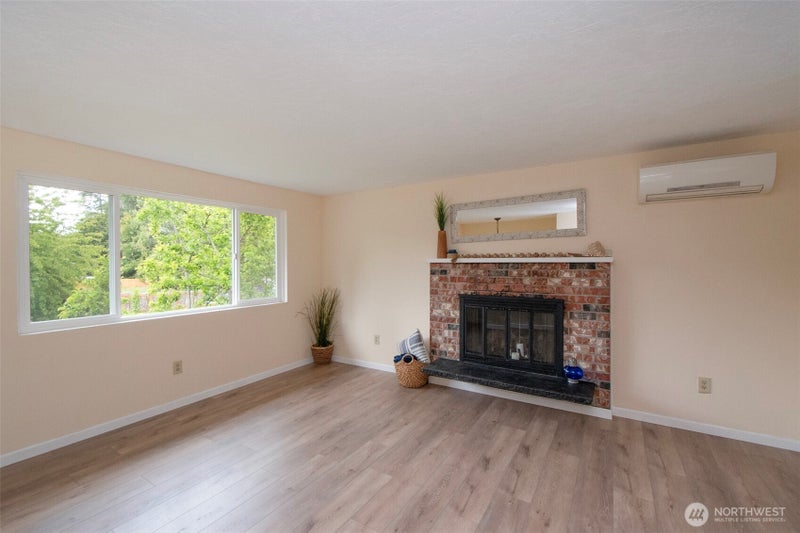 71 Whispering Firs Road