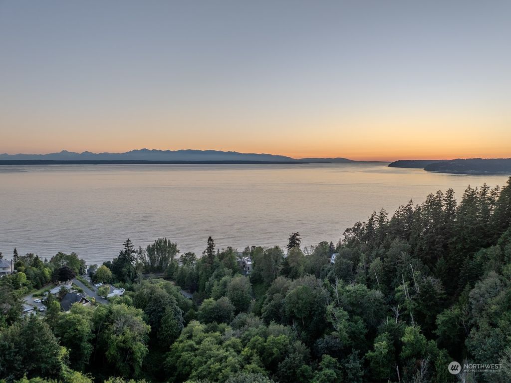 Photo of 6808 Marine View Drive, Edmonds, WA 98026 (MLS # 2261473)