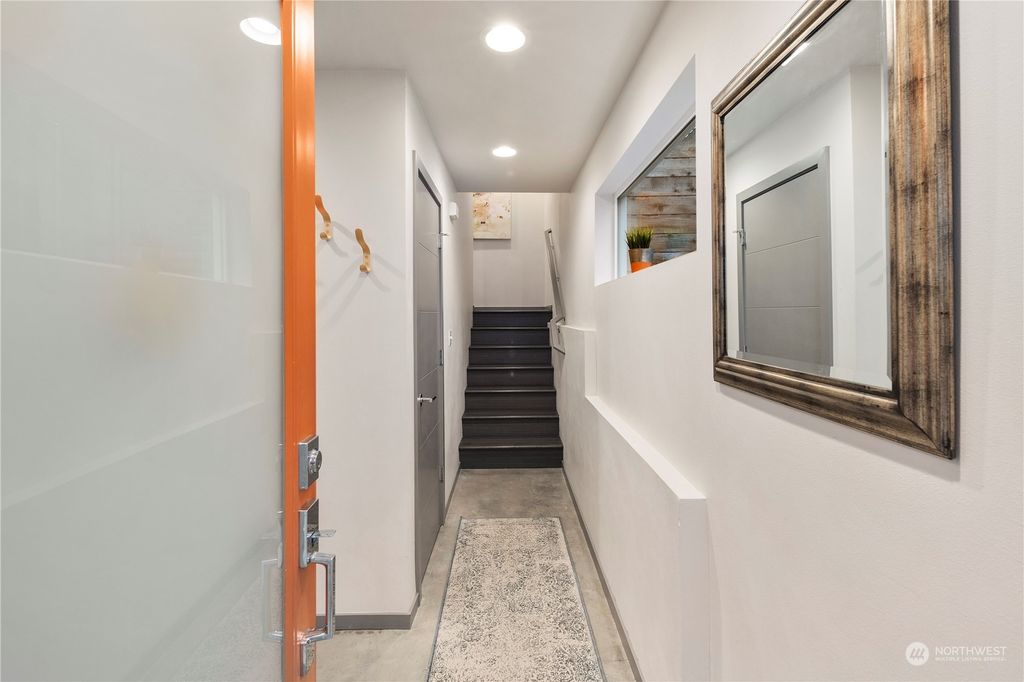 Photo of 2407 E Pike Street, Seattle, WA 98122 (MLS # 2205790)