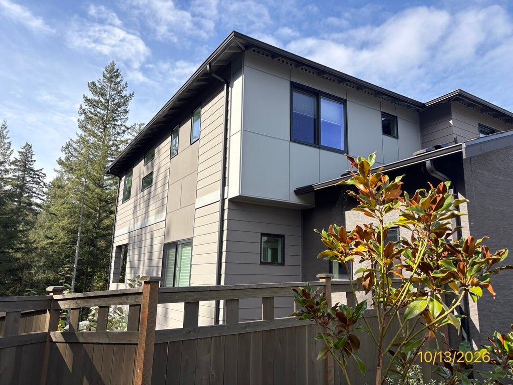 Photo of 33583 Holly Avenue SE, Black Diamond, WA 98010 (MLS # 2599907)