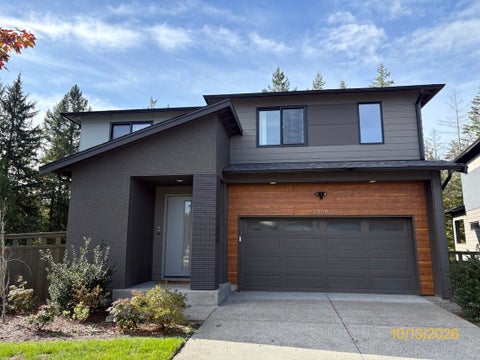 Photo of 33583 Holly Avenue SE, Black Diamond, WA 98010 (MLS # 2599907)