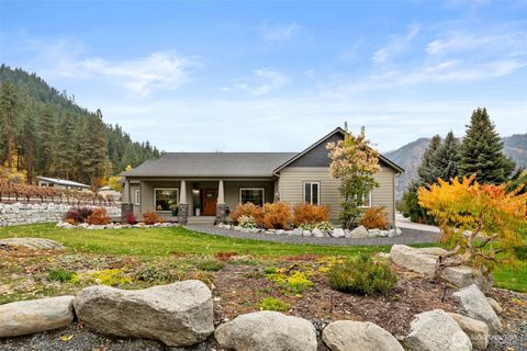 Photo of 11709 Pear Tree Court, Leavenworth, WA 98826 (MLS # 2485197)