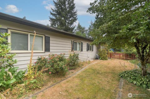 Photo of 5530 Asotin Lane SE, Lacey, WA 98503 (MLS # 2565128)