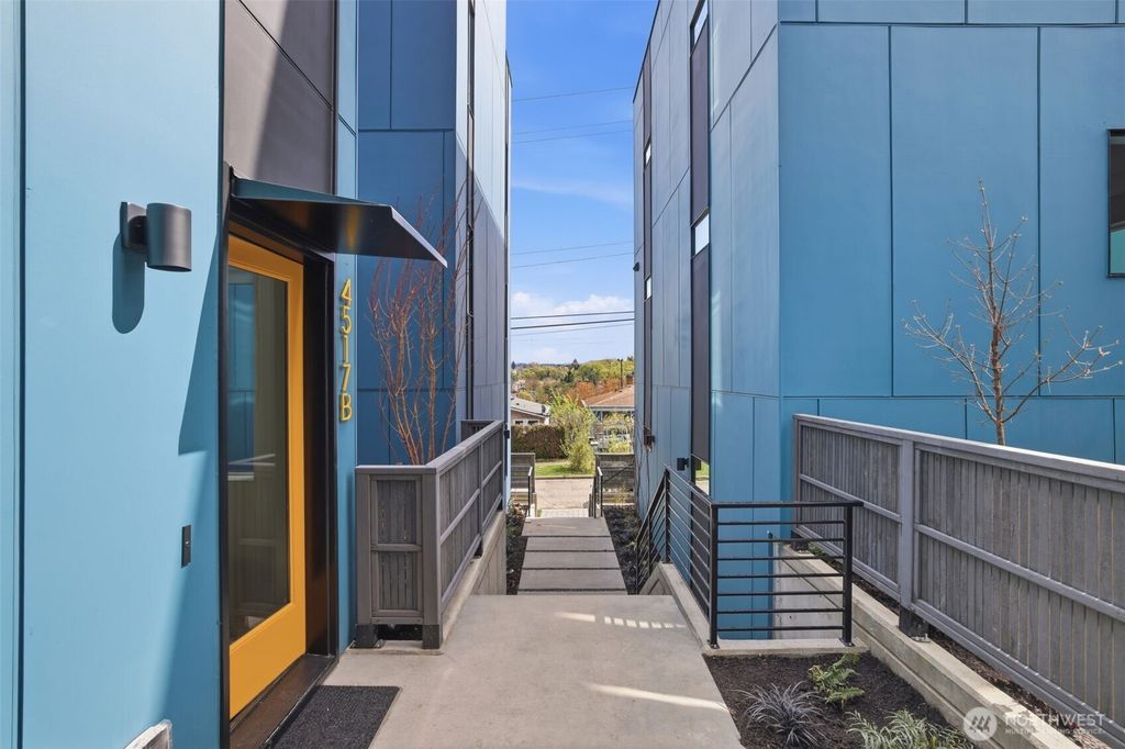 Photo of 4517 E 35th Avenue S, Seattle, WA 98118 (MLS # 2507672)