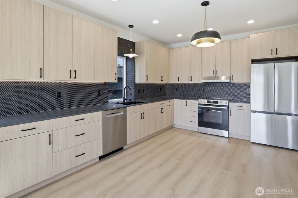 Photo of 4517 E 35th Avenue S, Seattle, WA 98118 (MLS # 2507672)