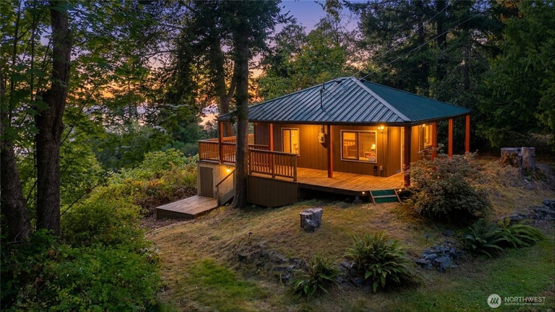 3164 Chuckanut Drive