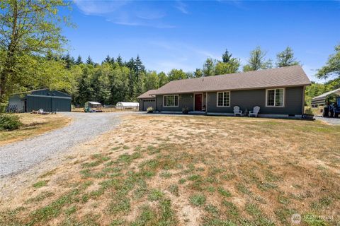 Photo of 47655 138th Avenue E, Eatonville, WA 98328 (MLS # 2454503)