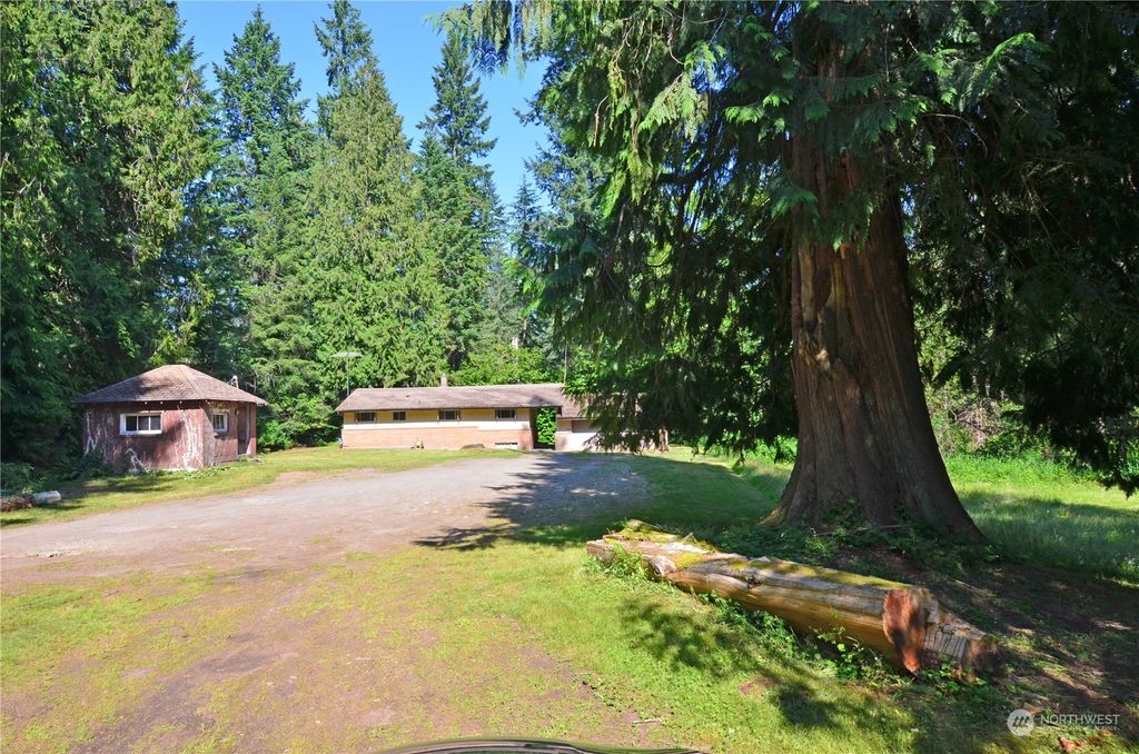 Photo of 20425 NE Woodinville Duvall Road, Woodinville, WA 98077 (MLS # 2048446)