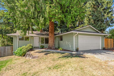 Photo of 13515 121st Avenue NE, Kirkland, WA 98034 (MLS # 2571323)
