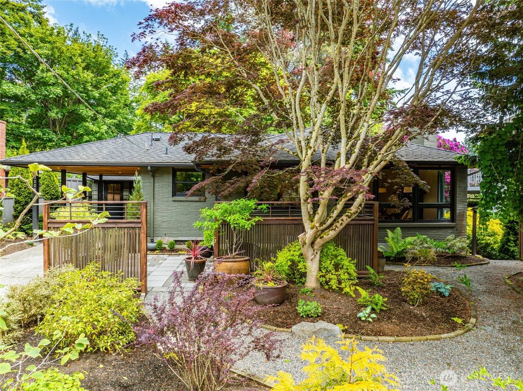 Photo of 13226 7th Avenue NW, Seattle, WA 98177 (MLS # 2382844)