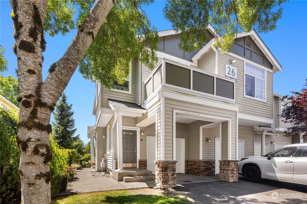 Photo of 1855 Trossachs Boulevard SE #2604, Sammamish, WA 98075 (MLS # 2264440)
