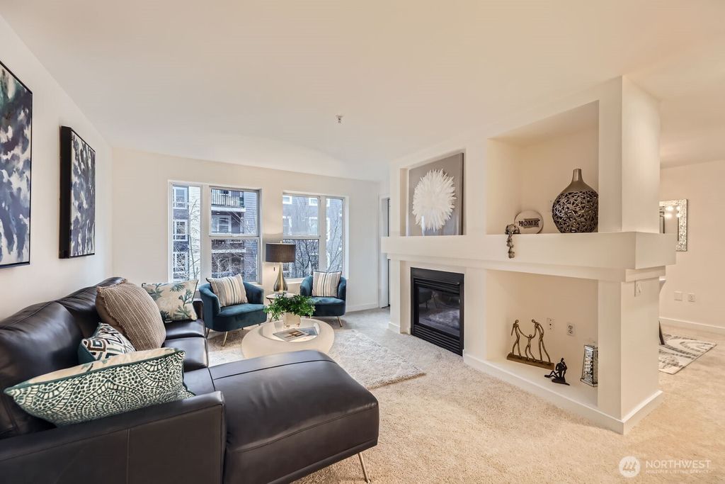 Photo of 4343 Roosevelt Way NE #405, Seattle, WA 98105 (MLS # 2334926)