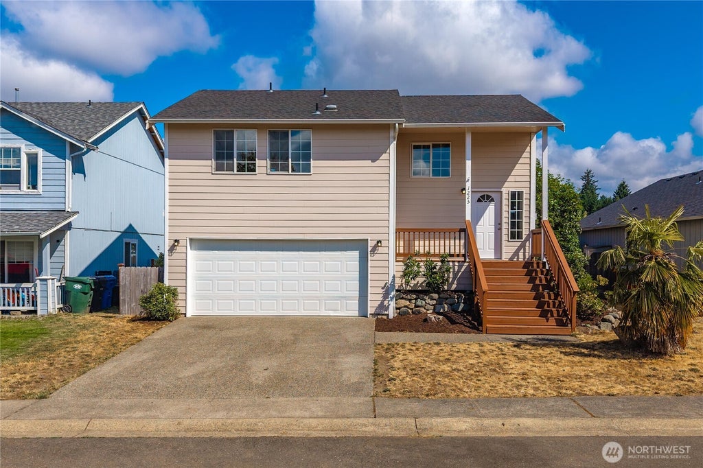 Photo of 1225 202nd Street Ct E, Spanaway, WA 98387 (MLS # 2569077)