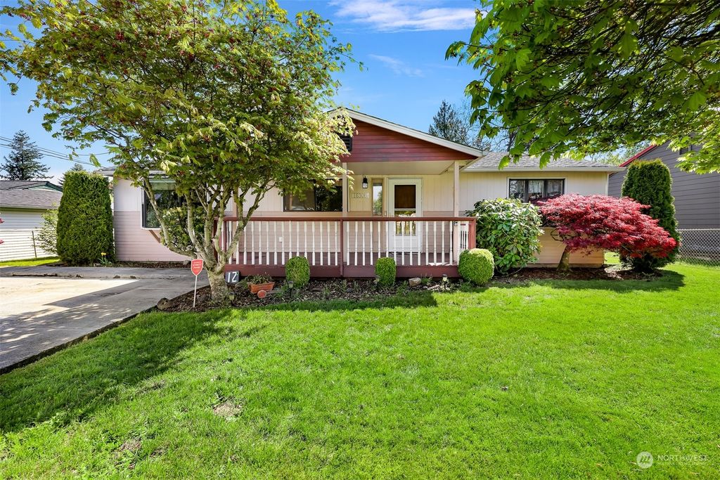 Photo of 16306 120th Avenue SE, Renton, WA 98058 (MLS # 2065685)