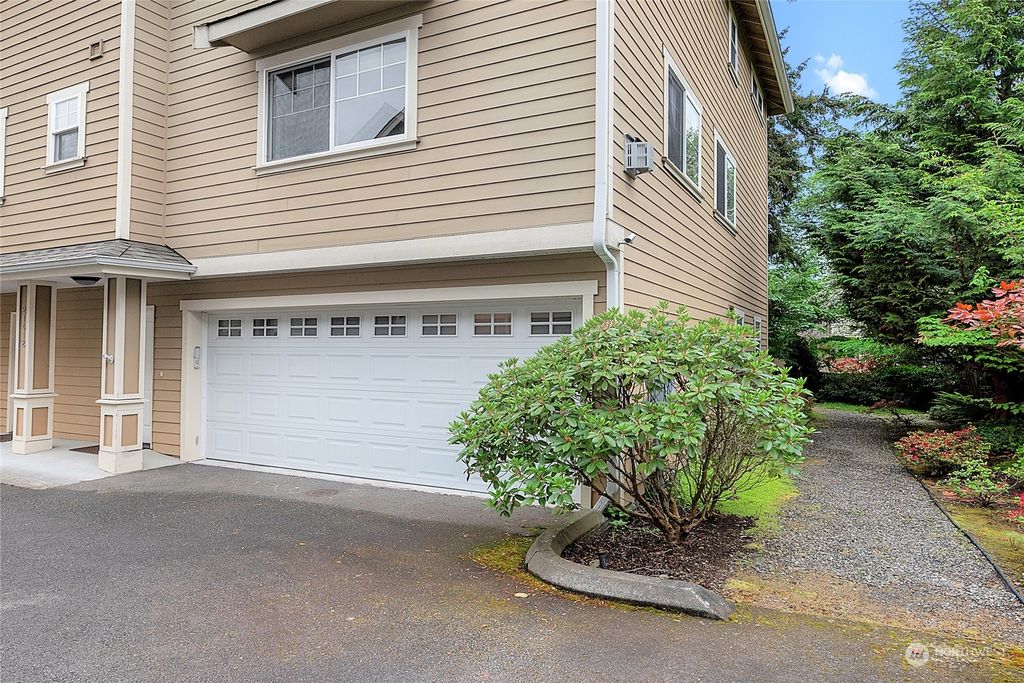 Photo of 21412 50th Avenue W #9, Mountlake Terrace, WA 98043 (MLS # 2071834)