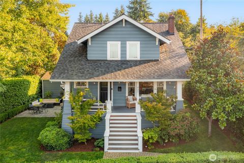 Photo of 427 W Armour Street, Seattle, WA 98119 (MLS # 2446710)