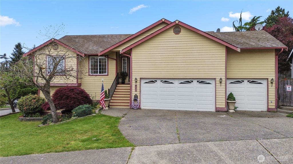 Photo of 7601 69th Street NE, Marysville, WA 98270 (MLS # 2519945)
