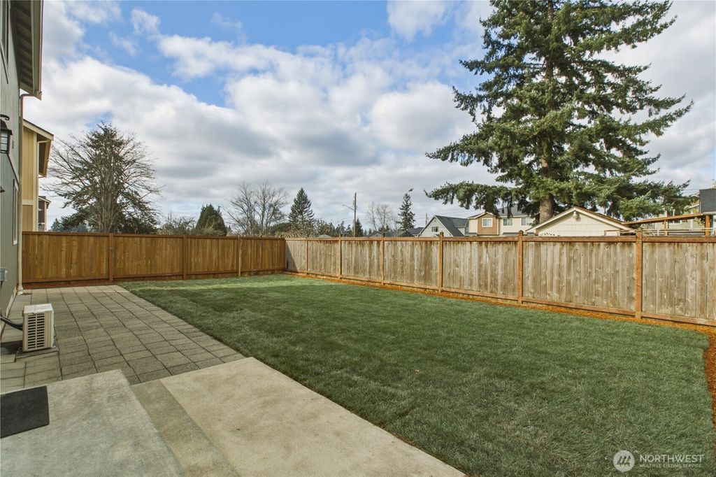 Photo of 619 E 57th Street Ct, Tacoma, WA 98404 (MLS # 2487888)