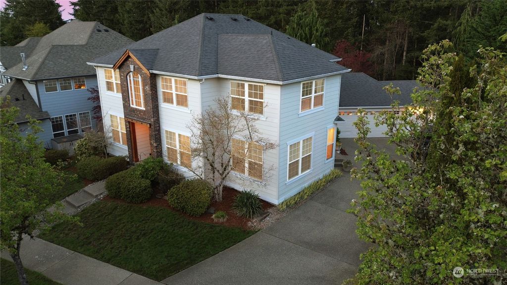 Photo of 35012 Rhododendron Drive SE, Snoqualmie, WA 98065 (MLS # 2226570)