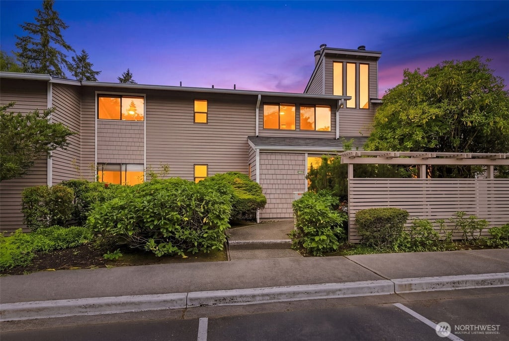 Photo of 9927 NE 144th Lane #804, Kirkland, WA 98034 (MLS # 2577997)