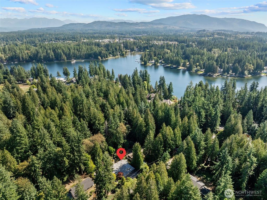 Photo of 2048 216th Avenue SE, Sammamish, WA 98075 (MLS # 2437250)
