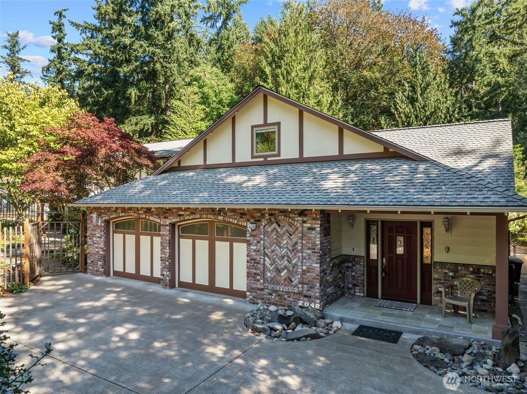 Photo of 2048 216th Avenue SE, Sammamish, WA 98075 (MLS # 2437250)
