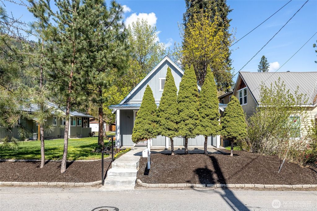 Photo of 132 Whitman Street, Leavenworth, WA 98826 (MLS # 2512366)