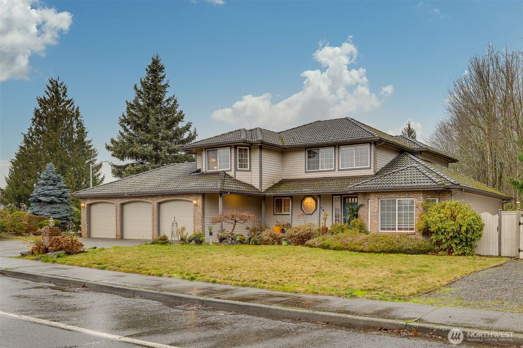 Photo of 7805 75th Street NE, Marysville, WA 98270 (MLS # 2466351)