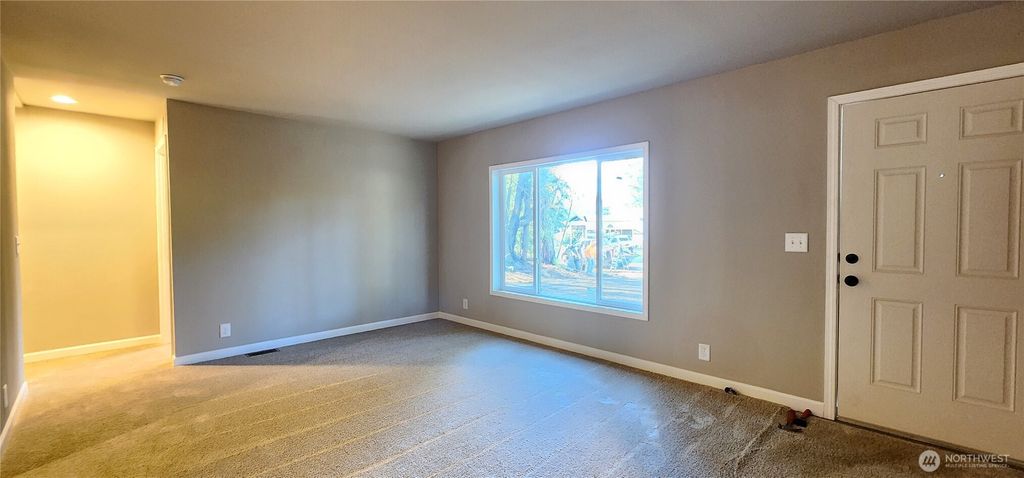 Photo of 31 E Dabob Drive N, Shelton, WA 98584 (MLS # 2485771)