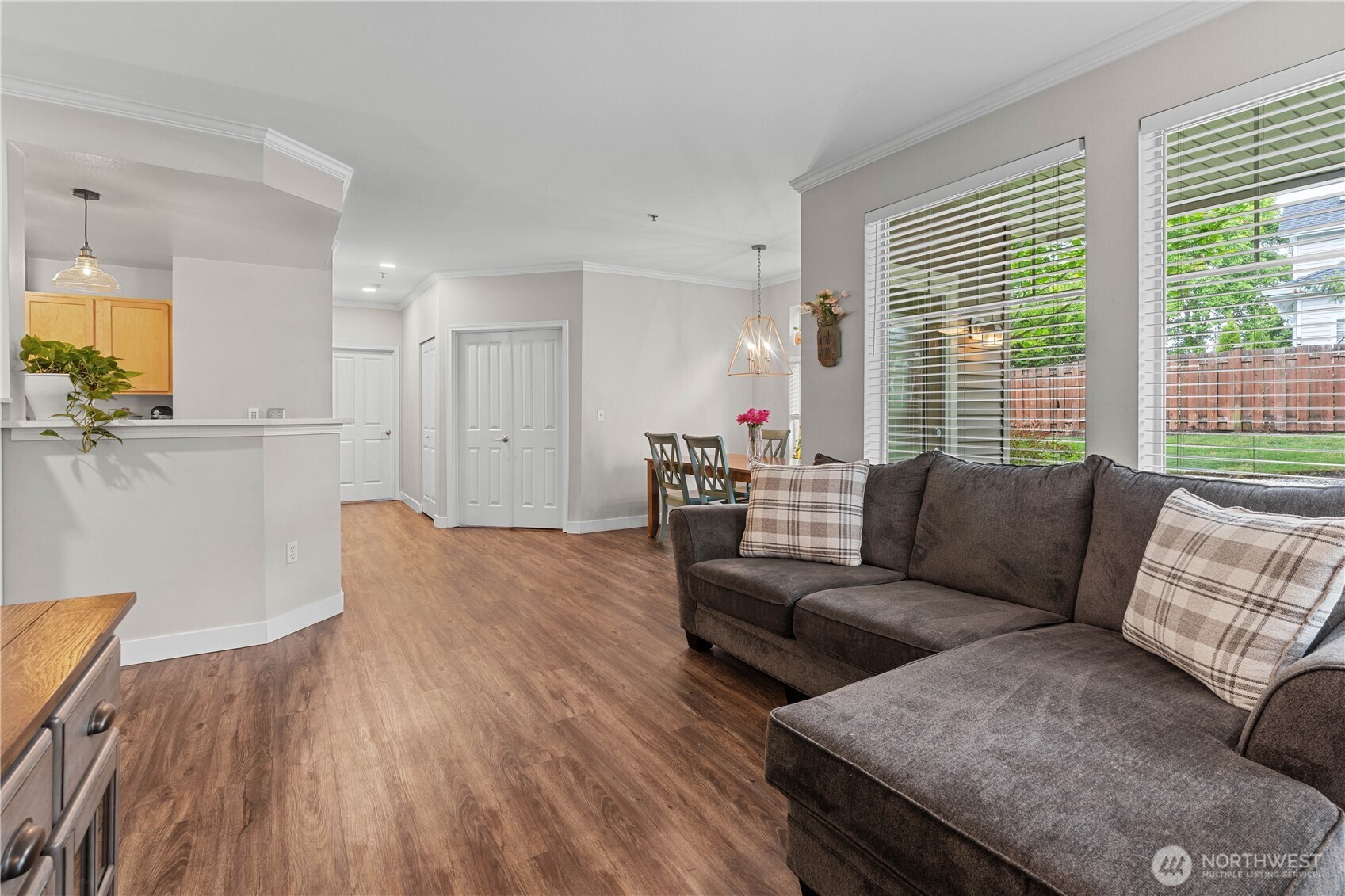 6122 Isaac Avenue SE F23