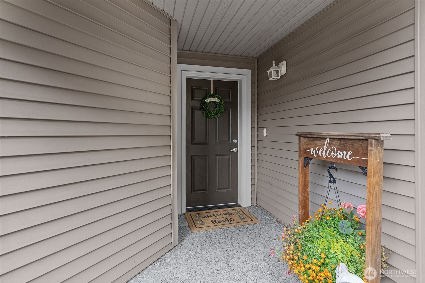 6122 Isaac Avenue SE F23