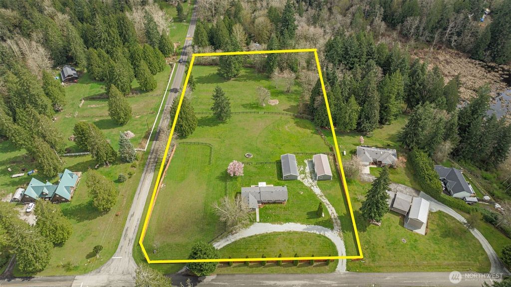 Photo of 16015 70th Avenue NW, Stanwood, WA 98292 (MLS # 2343993)