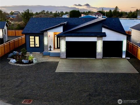 Photo of 994 Alida Court SE, Ocean Shores, WA 98569 (MLS # 2421867)