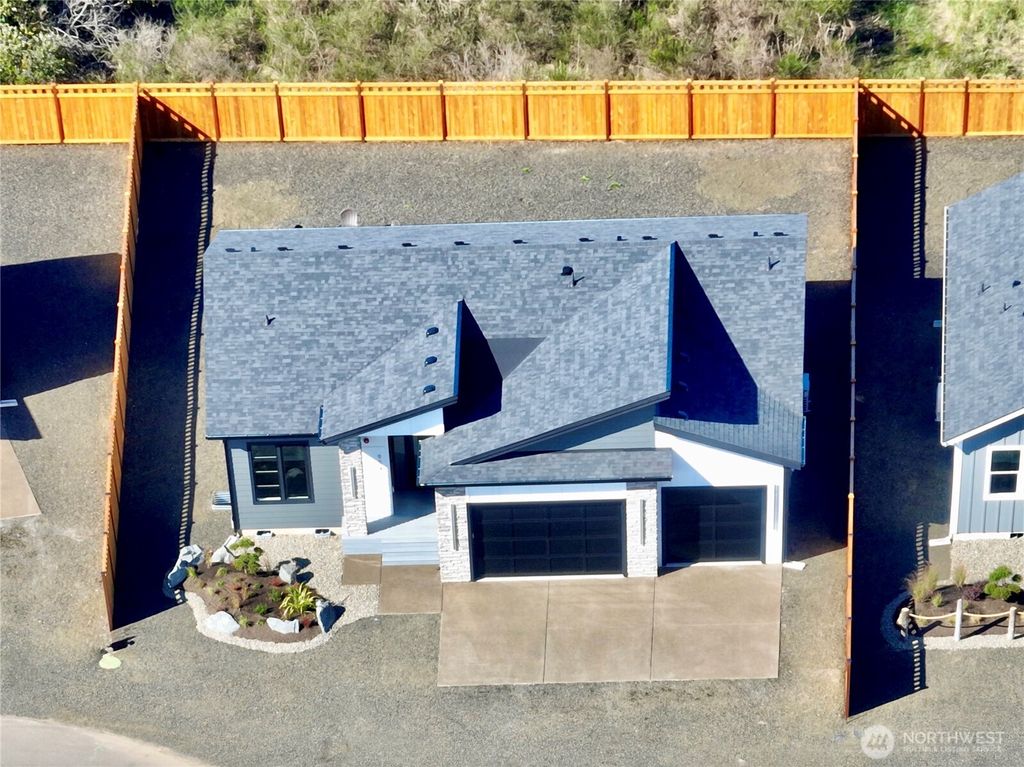 Photo of 994 Alida Court SE, Ocean Shores, WA 98569 (MLS # 2421867)