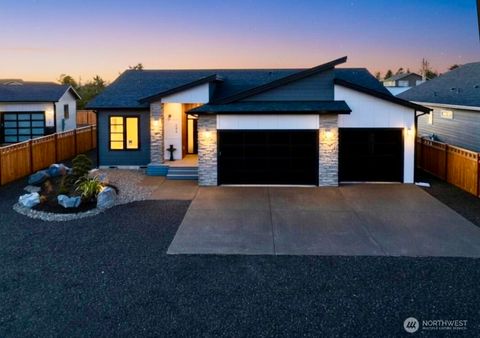 994 Alida Court SE Ocean Shores WA 98569