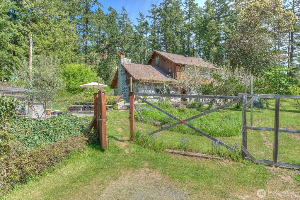Photo of 108 Pinneo Road, Orcas Island, WA 98245 (MLS # 2474843)