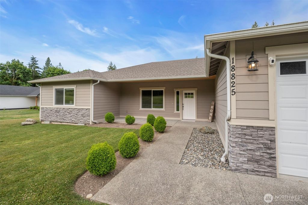 Photo of 18825 104th Street SE, Snohomish, WA 98290 (MLS # 2394947)