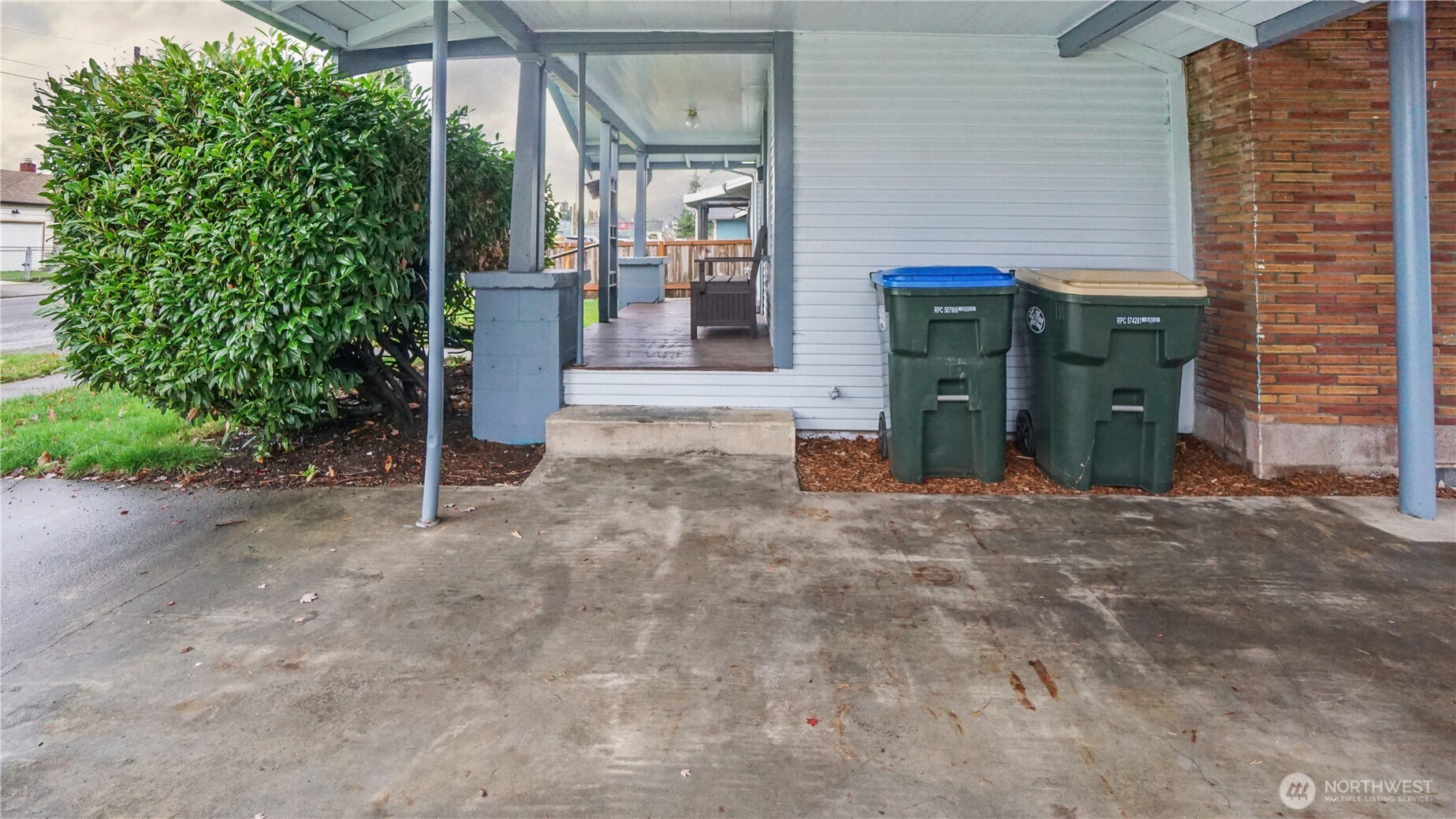 322 S Diamond Street